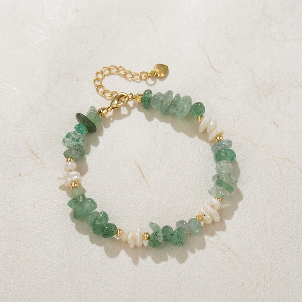 Divine Feminine Aura Bracelet | Freshwater Pearl & Natural Crystal